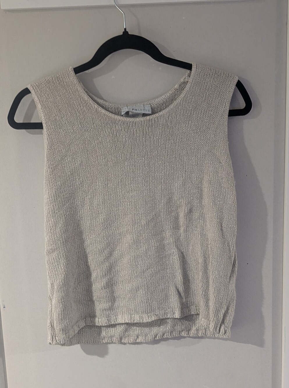 Sleeveless Knit Tank Top in Light Beige